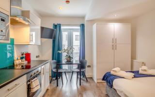 FoxHouse Studio Apartments - Plymouth - 8