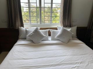 Daffodil Suites by RHLV - Bangalore - 8