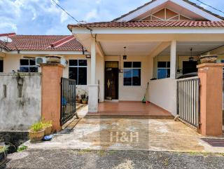 Wakaf Tapai H&H Indah Homestay - Marang - 8