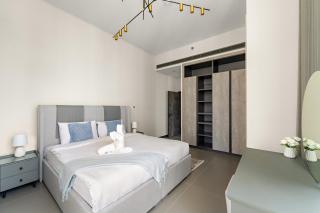 Stylish 2BR in Royal MBL - 2