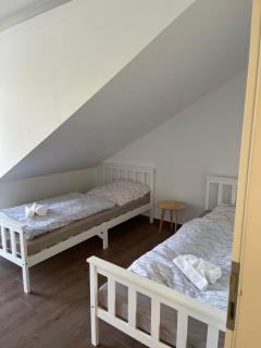 Kavkaz Restaurant & Hotel - Lohmar - 3