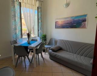 NIMPHAEA BLUE APARTMENT - Elegant Central Flat, Walk to Beach & Train Station - Nettuno - 5