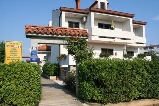 Apartments Villa Falcon - Funtana - 6