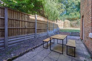 Spacious 6 bedroom house close to Manchester Airport & Heald Green Train Station - Baguley - 9