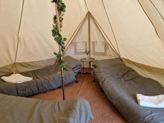 Aldwark Bridge Glamping - Aurora Tent - 5
