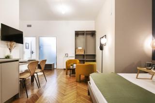 Easylife - CAV102 Raffinato mono con Jacuzzi in Centrale - Milan - 3