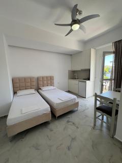 Bega Guesthouse - Ksamil - 3
