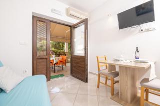 Apartments Damjanic Jerko - Vrboska - 3