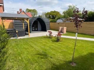 Oakwood Farm Chester - Saughall - 0