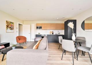 Spacious 3 Bed Apt with Balcony at Neptune Wharf - Londra - 1