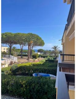 T2 bord de mer avec piscine - La Garonnette-Plage - 9