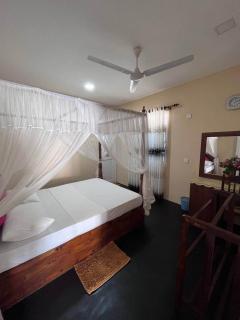 Villa Spice Lagoon - Hyderabad - 2