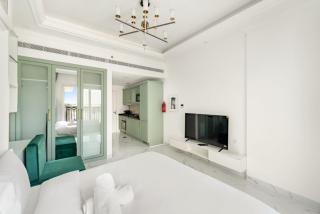 Stylish Stay in Arjan in New Building with Pool - 4