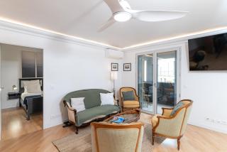 Apartment Vieil Antibes 82 m2 with secured private parking 3 Rooms - Antibes - 8
