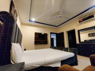Luxury Guest Rooms - Rawalpindi - 4