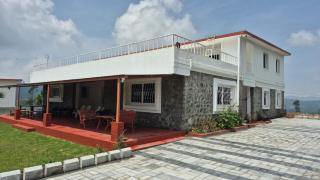 Mountain Top Holiday Home - Ooty - 8