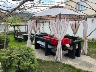 Bayrakova Guest House - Dobrinishte - 8