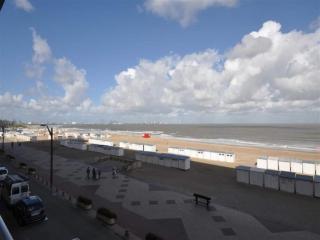 Apartment in Knokke Heist with ocean views - Knokke-Heist - 4