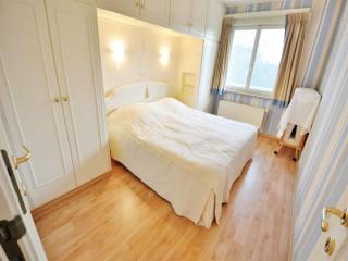 Apartment near Seawall with Parking - 8