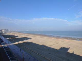 Apartment in Belgium near Seafront & Casino - 3