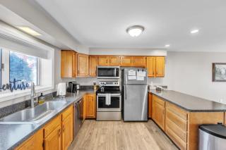 Fox Lair 29L - Cozy End Unit with Mountain Views - North Creek - 8