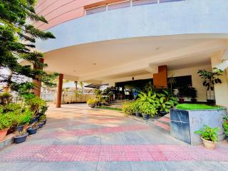 Hotel Grand Bee By Bestinn Leisure, Yeshwanthpur Junction - Bangalore - 0