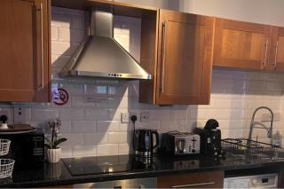 Cozy Edinburgh Apartment with City Views - Edinburgh - 5