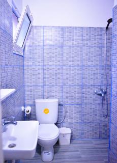 Kristi's Guesthouse - Golem - 3