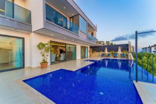 4 Bedroom Sea View Villa in Kalkan - Kaş - 6