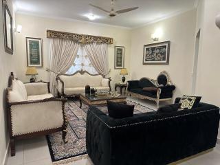 Luxury, Neat And Affordable - 0