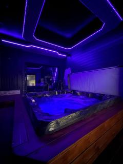 loveroom avec spa privatif - Miniac-Morvan - 8