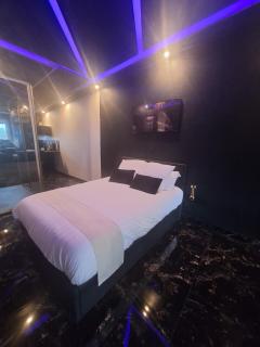 loveroom avec spa privatif - Miniac-Morvan - 7