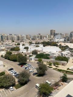 Artful Stay at heart of Sharjah-ارخص ايجار يومي في قلب الشارقة - Sharjah - 5