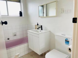 D142 Sunshine Designed Living - 2