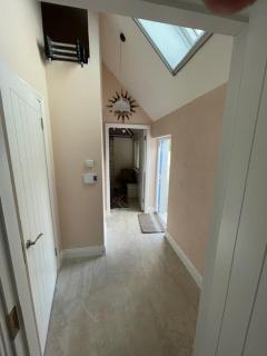 Historic Thatched Cottage Getaway in Kilkenny - 7