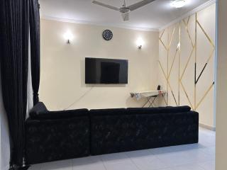 Premium, Cozy And Budget friendly - Karachi - 5