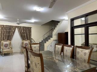 Premium, Cozy And Budget friendly - Karachi - 4