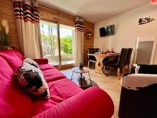 Superbe appartement 48m² avec terrasse, centre village, parking, proche ski-bus, non-fumeur - FR-1-624-46 - 6