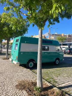 rent a Campervan Blue Classics's VW LT31 Westfalia in Algarve - Portimão - 2