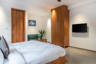 The Modern Manor Kasauli I AC I Near Toy Train station I Restaurant I Self cooking also available - Kasauli - 3
