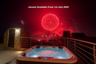 Luxury Year 1500s Palazzino in Valletta - Beautiful Rooftop lounge - Valletta - 9