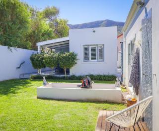 C'estÇa Cottage Modern Luxurious Sounds of the Sea - Hermanus - 9