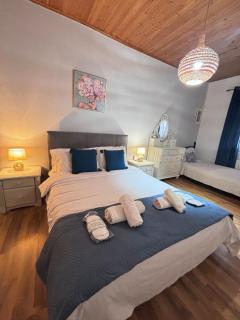 The Port House Sea Breeze - Agios Georgios - 2