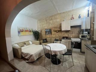 300 years old Maisonette in Beautiful Stairs - La Valletta - 2