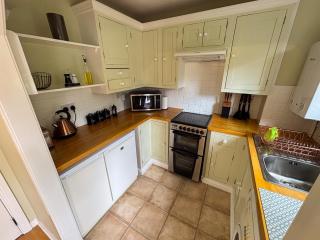 Inverness Holiday Retreat - 2 Bedroom - Inverness - 8