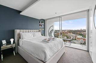 Bright 2BR Pad with Scenic City-View, Gym & Pool - Sydney - 7
