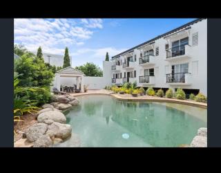 Villa on Grafton - Cairns - 0