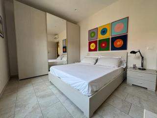 Yema Via di Mezzo, Lucca, Italy - 6