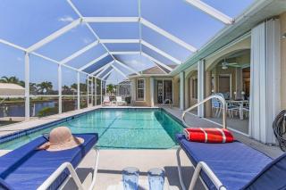 Heated Pool, Gulf Access & Dock, Pet Friendly - Villa Canal Breeze - Roelens - Cape Coral - 9