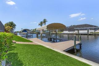 Heated Pool, Gulf Access & Dock, Pet Friendly - Villa Canal Breeze - Roelens - 8